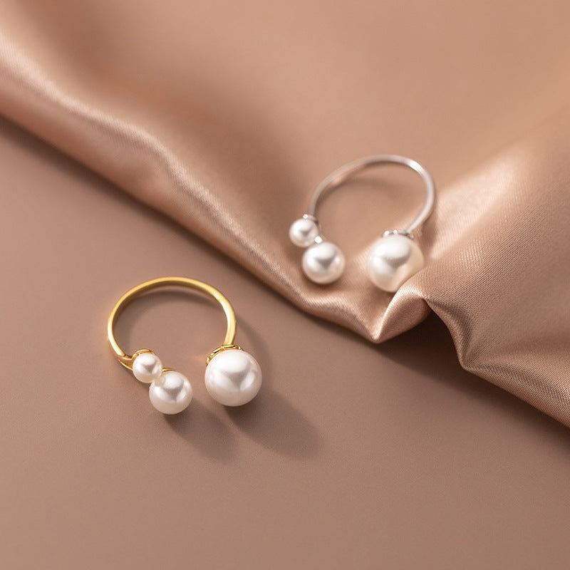 SOFÍA | Anillo triple ajustable con perlas de agua dulce