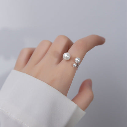 SOFÍA | Anillo triple ajustable con perlas de agua dulce