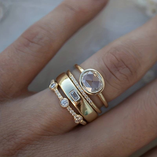 LILY | Set di anelli vintage dorati con zirconi